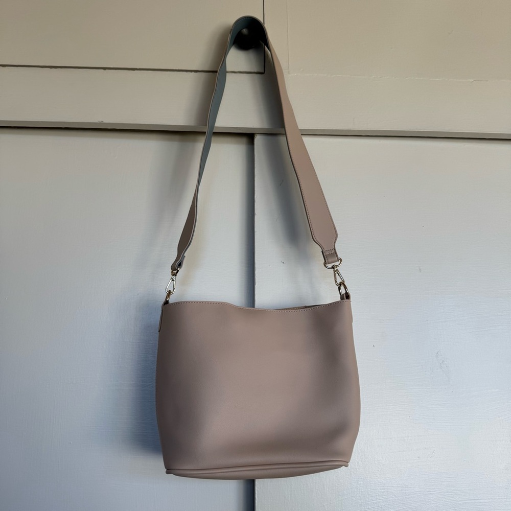 Summer & Rose Light Pink Shoulder Bucket Bag